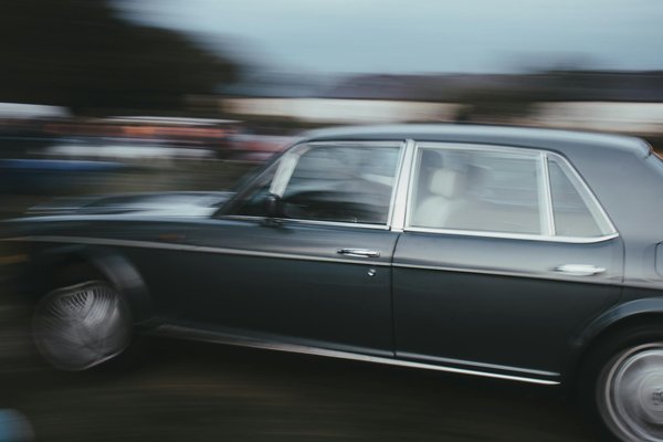 La maintenance des voitures par un concessionnaire : pour ou contre ?